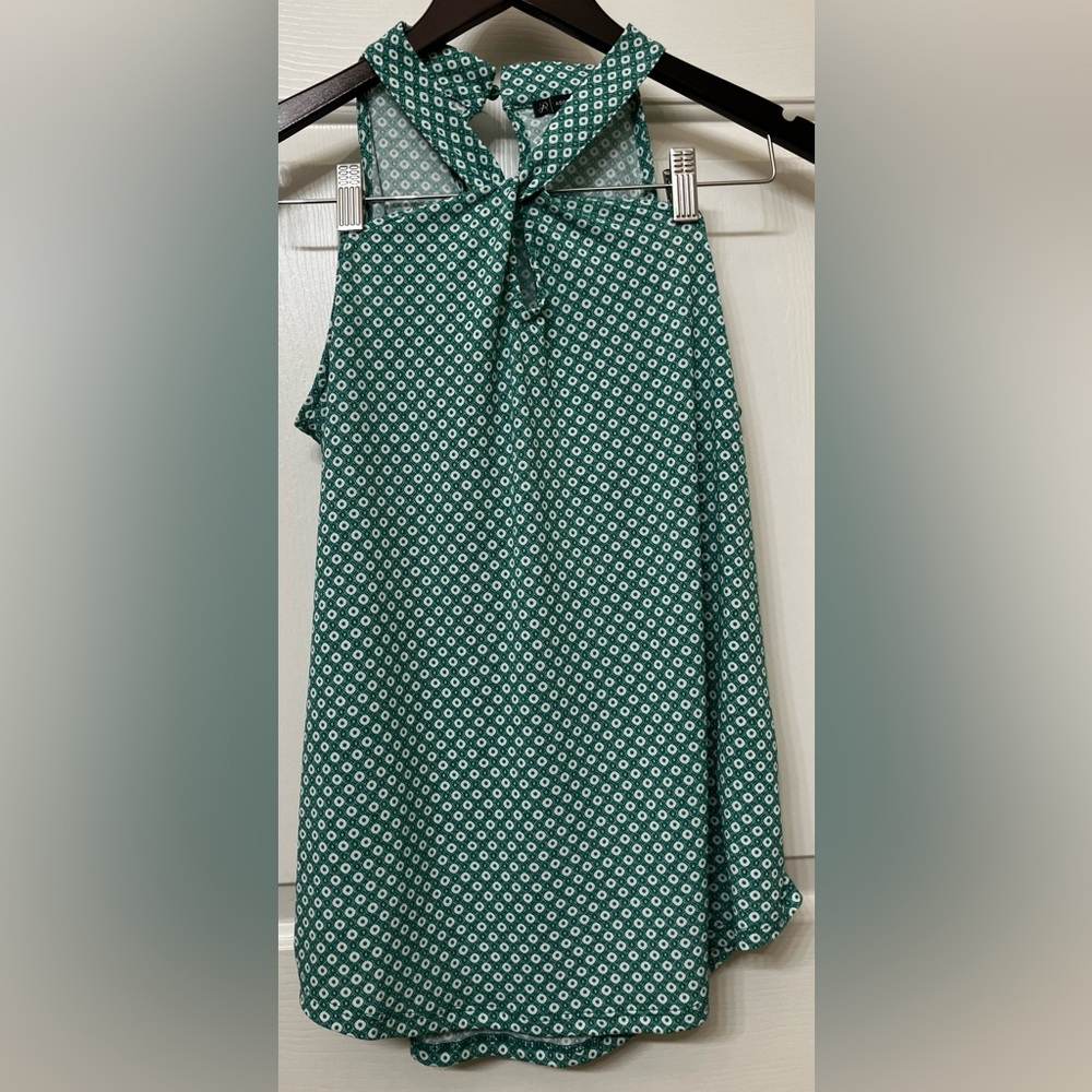 NWOT ADRIANNA PAPELL-Gingham Style Halter Twist Neck Sleeveless Grn Top Sz SMALL